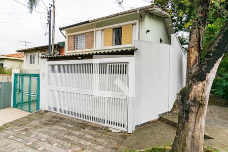 Casa à venda com 180m², 2 quartos e 2 vagasFachada