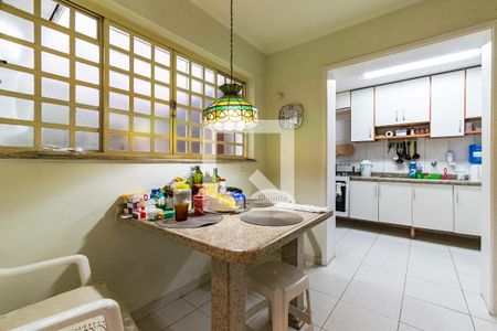 Casa à venda com 180m², 2 quartos e 2 vagasCozinha