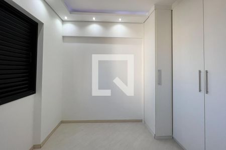 Apartamento à venda com 80m², 3 quartos e 2 vagasQuarto 2
