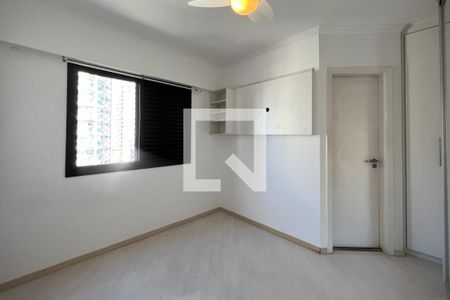 Apartamento à venda com 80m², 3 quartos e 2 vagasQuarto 3 - Suíte
