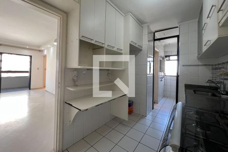 Apartamento à venda com 80m², 3 quartos e 2 vagasCozinha