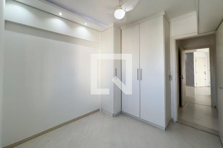 Apartamento à venda com 80m², 3 quartos e 2 vagasQuarto 2