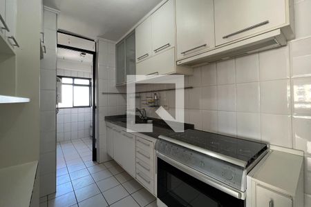 Apartamento à venda com 80m², 3 quartos e 2 vagasCozinha