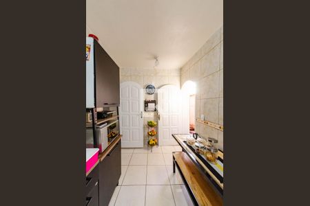 Casa à venda com 450m², 3 quartos e 5 vagas Casa à venda com 450m², 3 quartos e 5 vagasCozinha