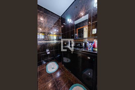 Casa à venda com 450m², 3 quartos e 5 vagas Casa à venda com 450m², 3 quartos e 5 vagasBanheiro da suíte 1