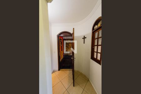 Hall de entrada de casa para alugar com 3 quartos, 450m² em Dom Bosco, Belo Horizonte