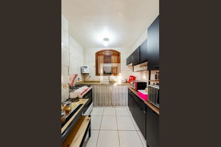 Casa à venda com 450m², 3 quartos e 5 vagas Casa à venda com 450m², 3 quartos e 5 vagasCozinha