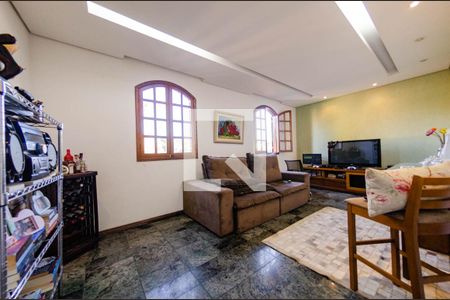 Sala de casa para alugar com 3 quartos, 450m² em Dom Bosco, Belo Horizonte