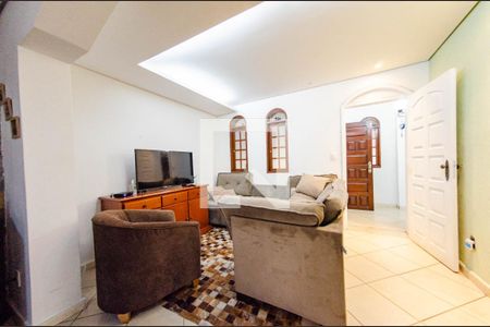 Sala 2 de casa para alugar com 3 quartos, 450m² em Dom Bosco, Belo Horizonte