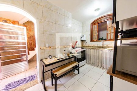 Casa à venda com 450m², 3 quartos e 5 vagas Casa à venda com 450m², 3 quartos e 5 vagasCozinha