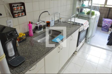 Apartamento à venda com 72m², 2 quartos e 1 vaga Apartamento à venda com 72m², 2 quartos e 1 vagaCozinha