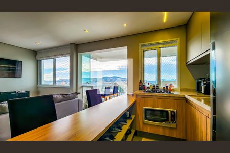 Apartamento à venda com 49m², 1 quarto e 2 vagas Apartamento à venda com 49m², 1 quarto e 2 vagasCozinha