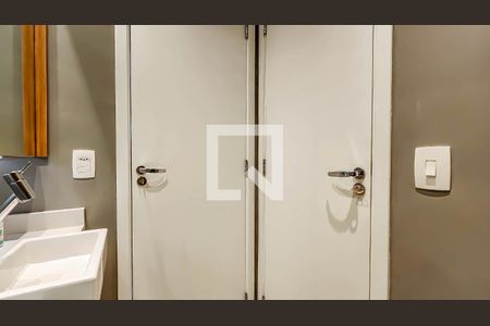 Apartamento à venda com 49m², 1 quarto e 2 vagas Apartamento à venda com 49m², 1 quarto e 2 vagasBanheiro