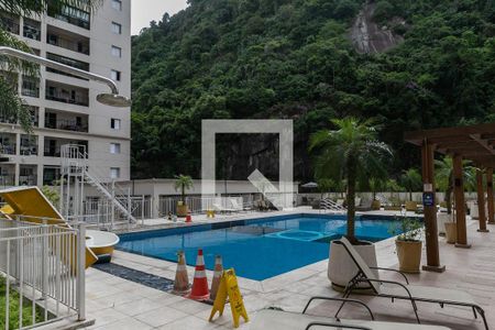 Apartamento para alugar com 67m², 2 quartos e 1 vaga Apartamento para alugar com 67m², 2 quartos e 1 vagaPiscina