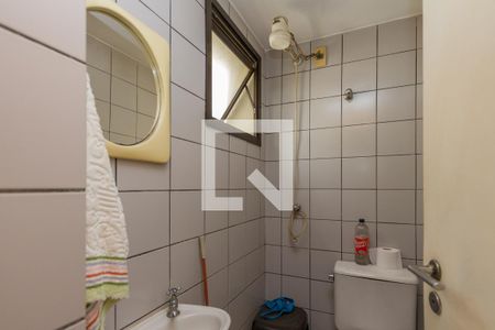 Apartamento para alugar com 80m², 3 quartos e 2 vagasBanheiro de Serviço