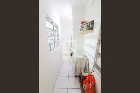 Casa à venda com 40m², 2 quartos e 2 vagas Casa à venda com 40m², 2 quartos e 2 vagasLavanderia