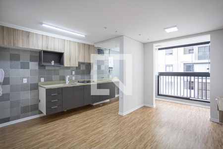 Sala de casa de condomínio à venda com 2 quartos, 48m² em Centro, Osasco