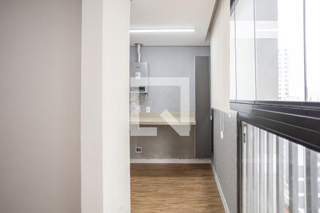 Sacada de casa de condomínio à venda com 2 quartos, 48m² em Centro, Osasco