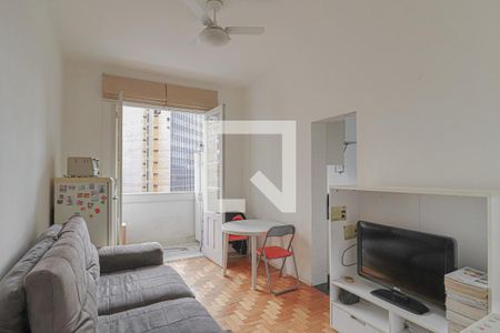 Sala  de apartamento à venda com 1 quarto, 60m² em Centro, Belo Horizonte