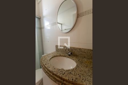 Apartamento para alugar com 76m², 3 quartos e 2 vagas Apartamento para alugar com 76m², 3 quartos e 2 vagasBanheiro