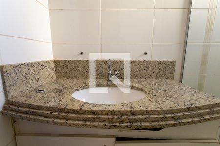 Apartamento para alugar com 76m², 3 quartos e 2 vagas Apartamento para alugar com 76m², 3 quartos e 2 vagasBanheiro da Suíte
