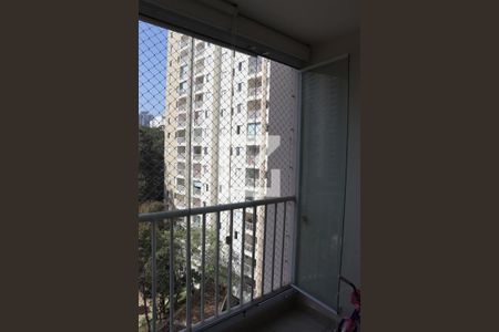 Sacada de apartamento para alugar com 2 quartos, 68m² em Parque Reboucas, São Paulo