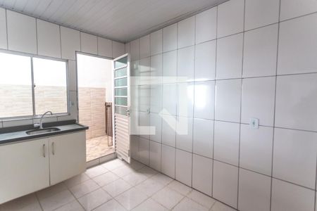 Casa para alugar com 20m², 1 quarto e sem vaga Casa para alugar com 20m², 1 quarto e sem vagaCozinha
