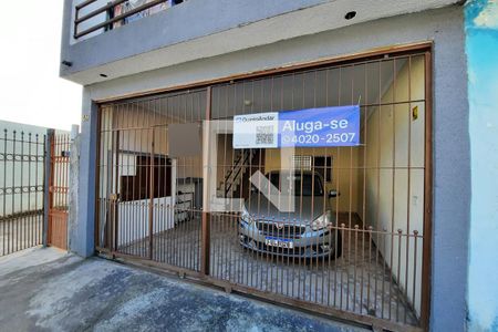 Casa para alugar com 20m², 1 quarto e sem vaga Casa para alugar com 20m², 1 quarto e sem vagaFachada