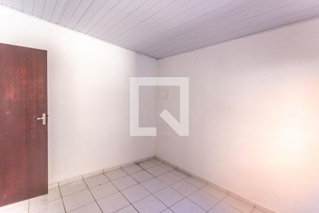 Quarto de casa para alugar com 1 quarto, 20m² em Taboão, Diadema