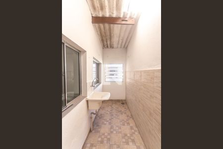 Casa para alugar com 20m², 1 quarto e sem vaga Casa para alugar com 20m², 1 quarto e sem vagaÁrea de serviço