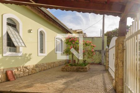 Casa à venda com 180m², 3 quartos e 2 vagas Casa à venda com 180m², 3 quartos e 2 vagasJardim