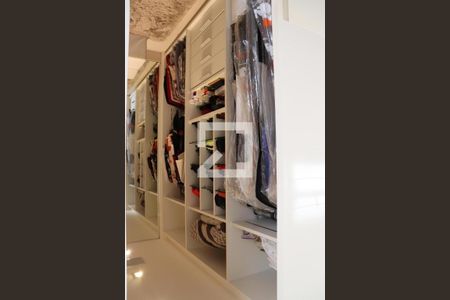 Apartamento para alugar com 281m², 4 quartos e 4 vagasCloset da suíte 4