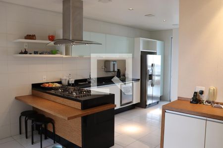 Apartamento para alugar com 281m², 4 quartos e 4 vagasCozinha