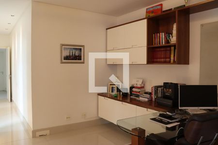 Apartamento para alugar com 281m², 4 quartos e 4 vagasEscritório