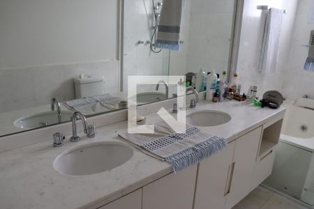 Apartamento para alugar com 281m², 4 quartos e 4 vagasSuíte master