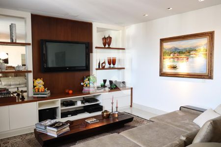 Sala de TV de apartamento para alugar com 4 quartos, 281m² em Vila Andrade, São Paulo