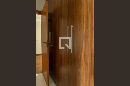 Casa para alugar com 411m², 4 quartos e 5 vagasCloset da Suite2