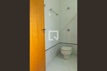 Casa para alugar com 411m², 4 quartos e 5 vagasBanheiro Suite2