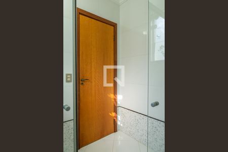 Casa para alugar com 411m², 4 quartos e 5 vagasBanheiro Suite2