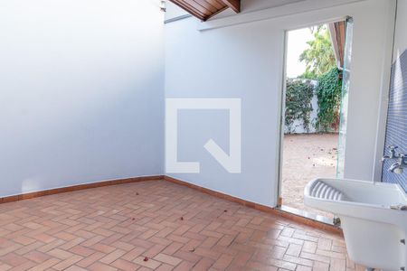 Casa para alugar com 411m², 4 quartos e 5 vagasÁrea de Serviço