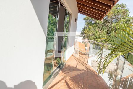 Casa para alugar com 411m², 4 quartos e 5 vagasPiso Superior -Sacada