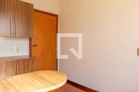 Casa para alugar com 411m², 4 quartos e 5 vagasQuarto1 