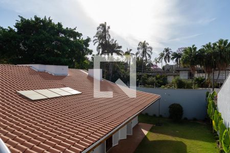 Casa para alugar com 411m², 4 quartos e 5 vagasPiso Superior - Detalhe Telhado-Placa Solar