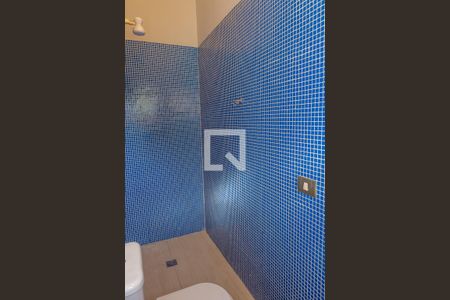 Casa para alugar com 411m², 4 quartos e 5 vagasBanheiro da Área da Churraqueira