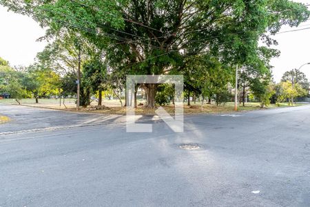 Casa para alugar com 411m², 4 quartos e 5 vagasPraça em frente da Casa