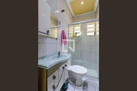 Casa à venda com 220m², 3 quartos e 3 vagasBanheiro