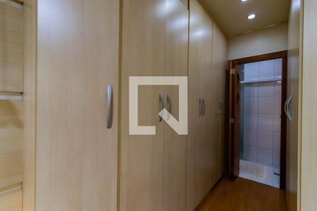 Casa à venda com 220m², 3 quartos e 3 vagasCloset da Suíte