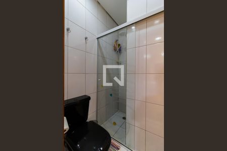 Casa à venda com 220m², 3 quartos e 3 vagasBanheiro da Suíte