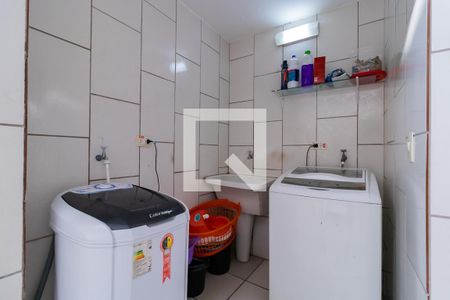 Casa à venda com 220m², 3 quartos e 3 vagasÁrea de Serviço