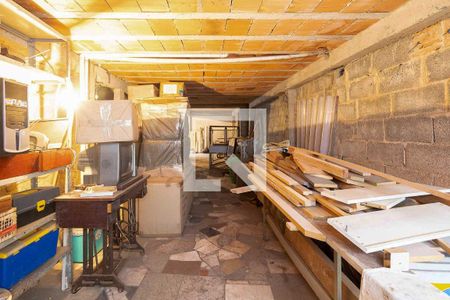 Casa para alugar com 250m², 1 quarto e 8 vagas Casa para alugar com 250m², 1 quarto e 8 vagasPorão